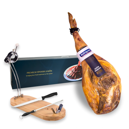 ХАМОН СЕРРАНО 15 МЕС "RODRIGUEZ" С ПОДСТАВКОЙ "БАРСЕЛОНА" И НОЖОМ С ТОЧИЛКОЙ КЛАССИК